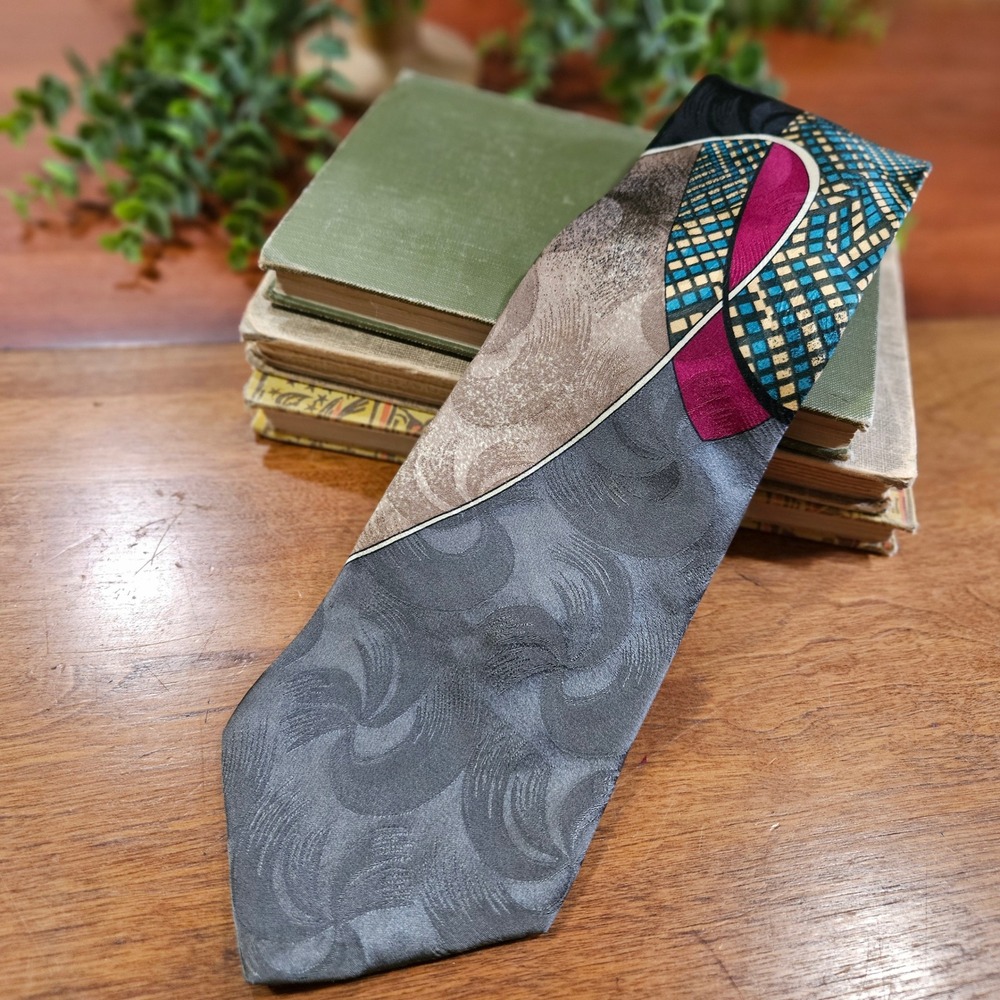Geoffrey Beene 100% Silk Tie Vintage 90s Abstract Art Deco Gray Magenta Blue USA
